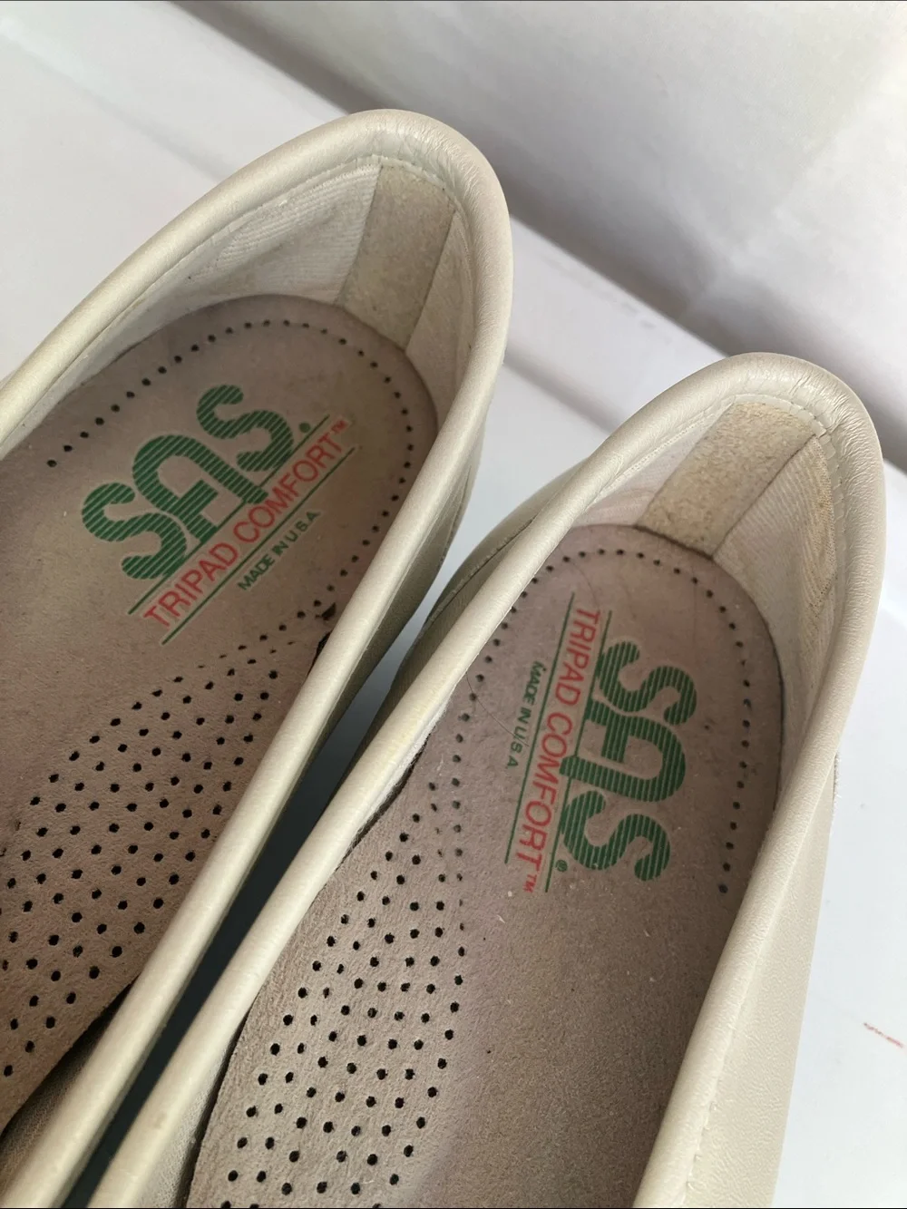 SAS Easier Tripad Comfort cream leather penny loafers moc-toe women’s 10.5